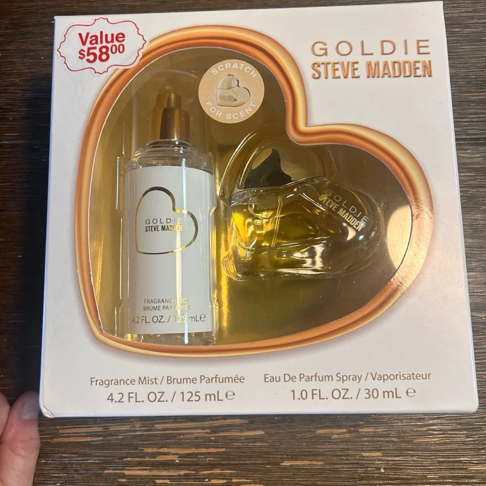 NWT Steve Madden Goldie perfume set - Picture 2 of 3
